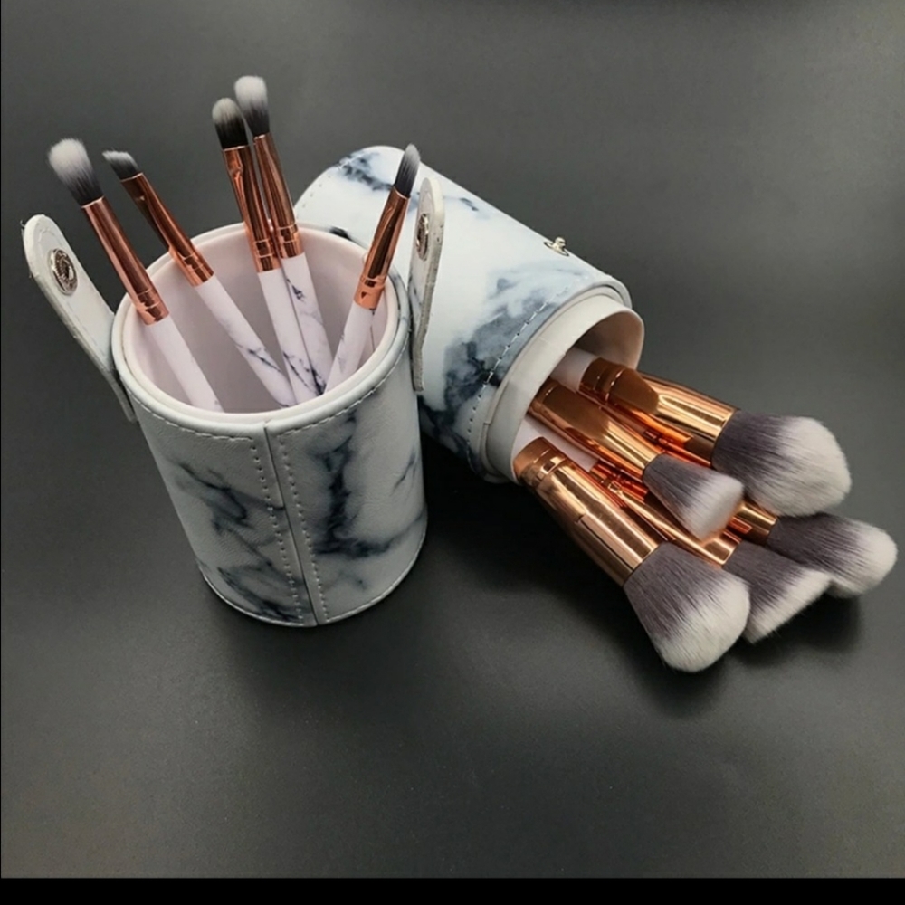 Professional 10 Piece Marble Makeup Brush set with Marble Brushe Holder - Picture 3 of 14